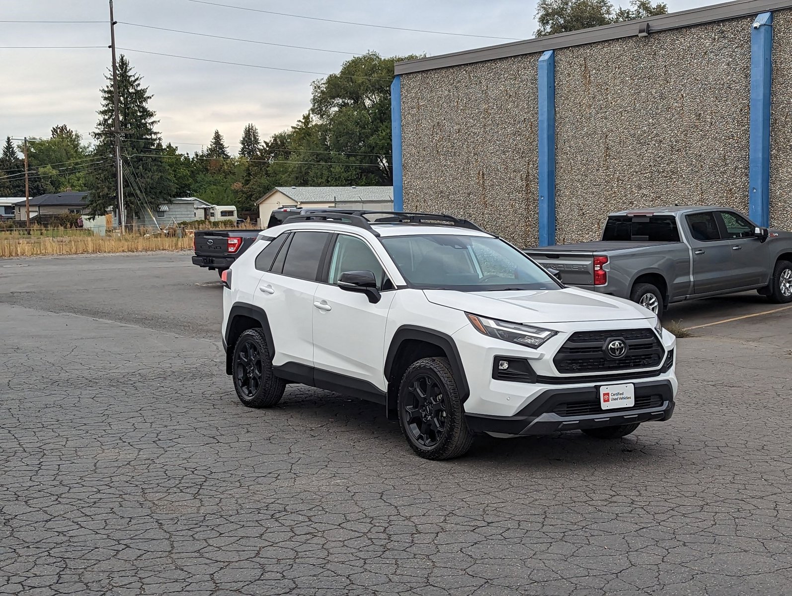 2024 Toyota RAV4 TRD photo 3