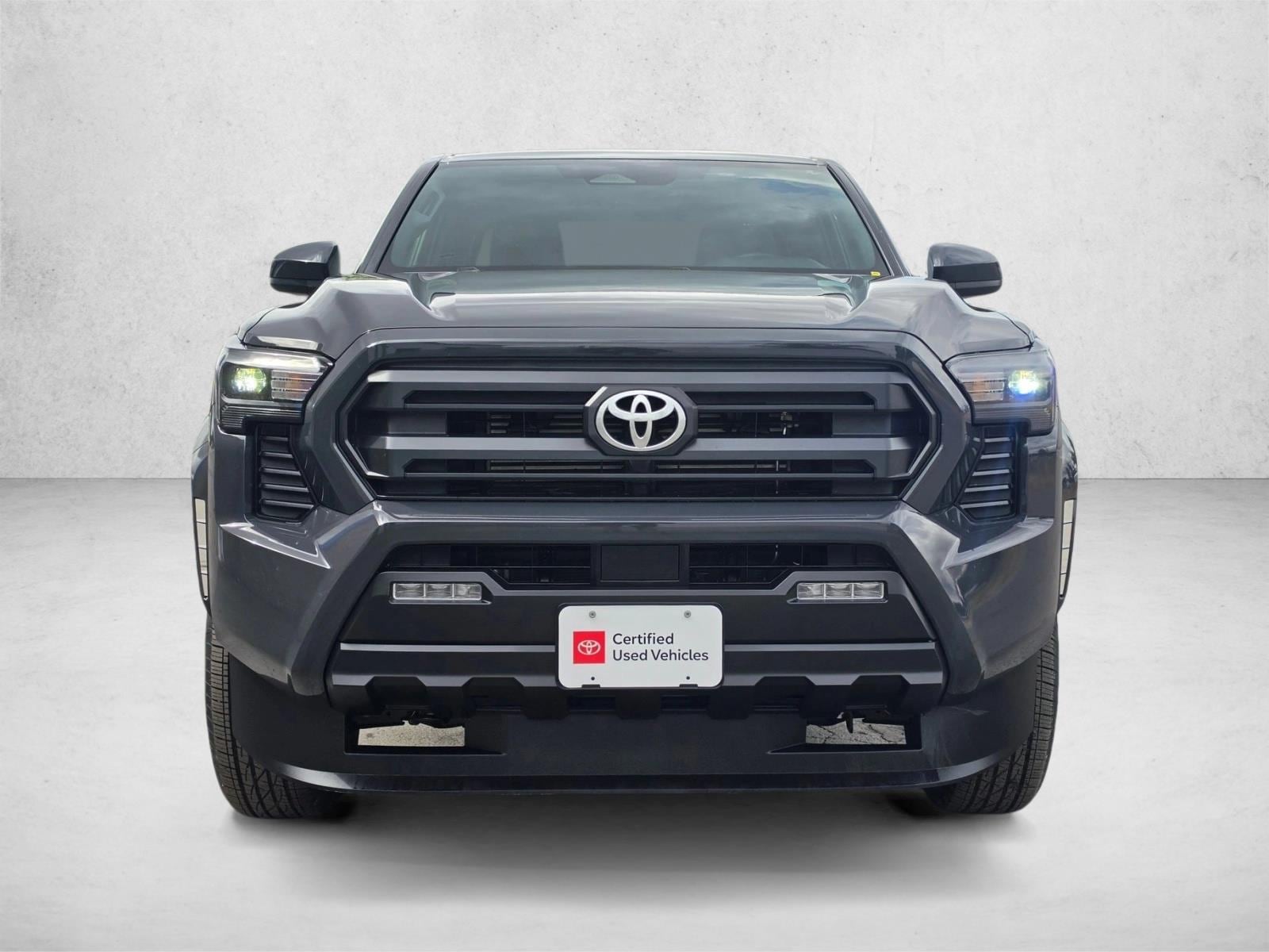 2026 Toyota Tacoma SR5 - Photo 8