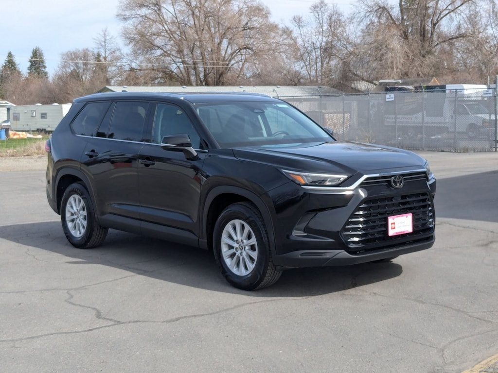 Used 2025 Toyota Grand Highlander XLE SUV
