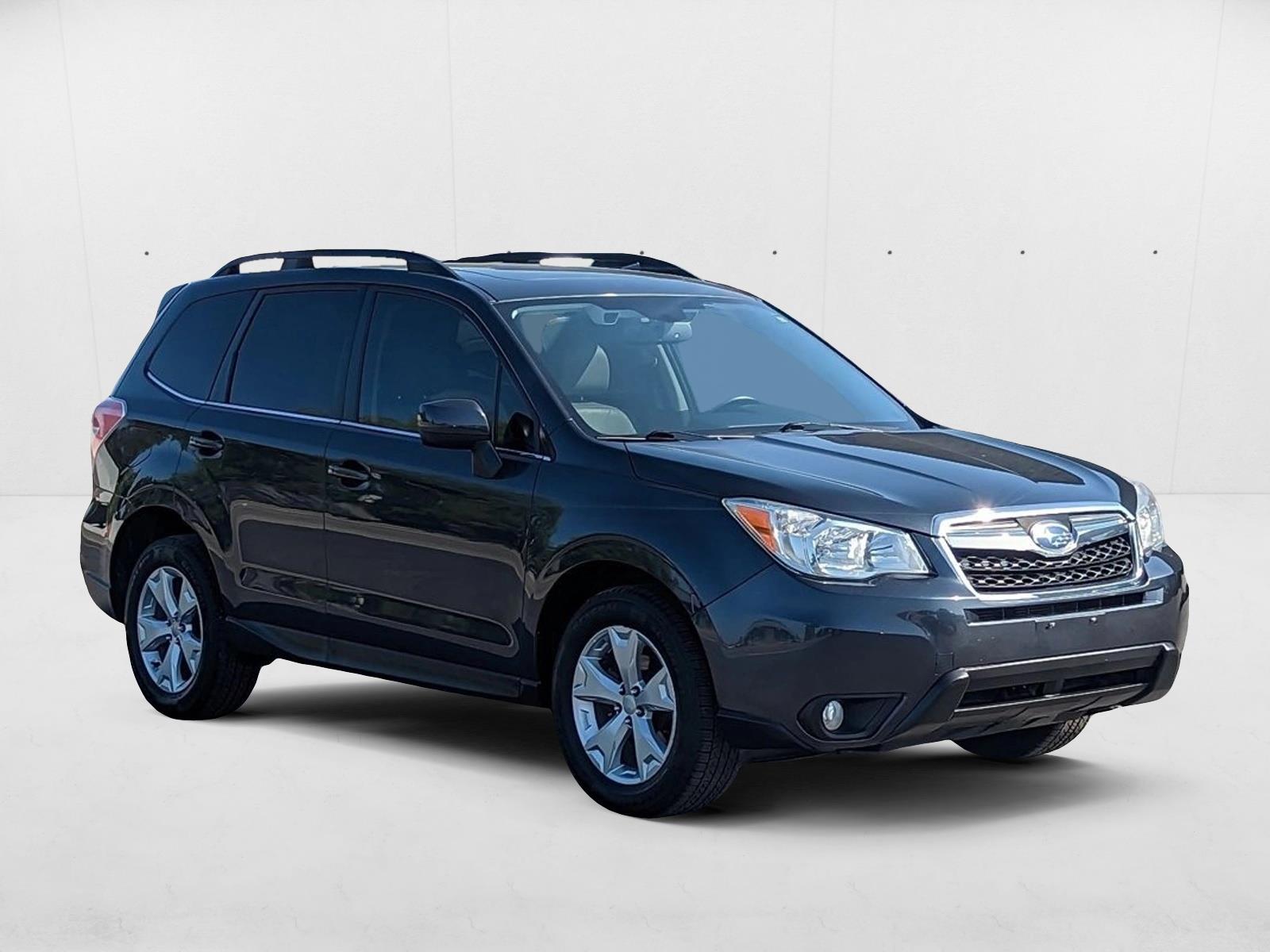 2015 Subaru Forester 2.5i Limited photo 2