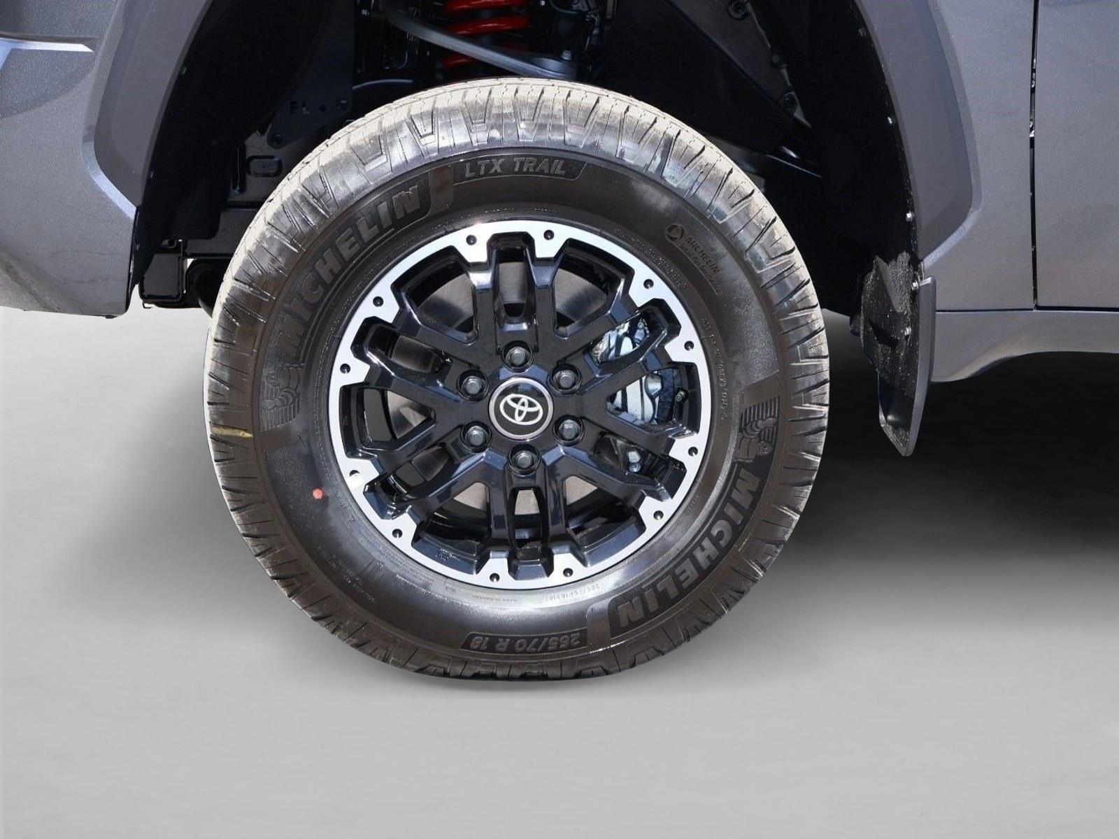2026 Toyota Tundra SR5 - Photo 10