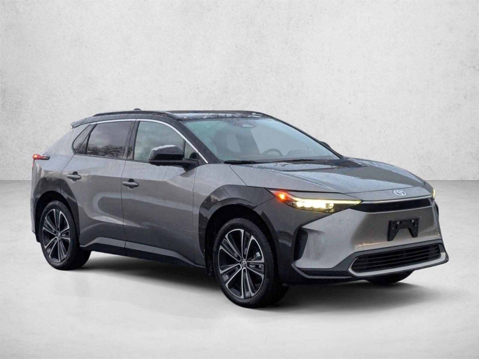 2023 Toyota bZ4X Limited photo 3