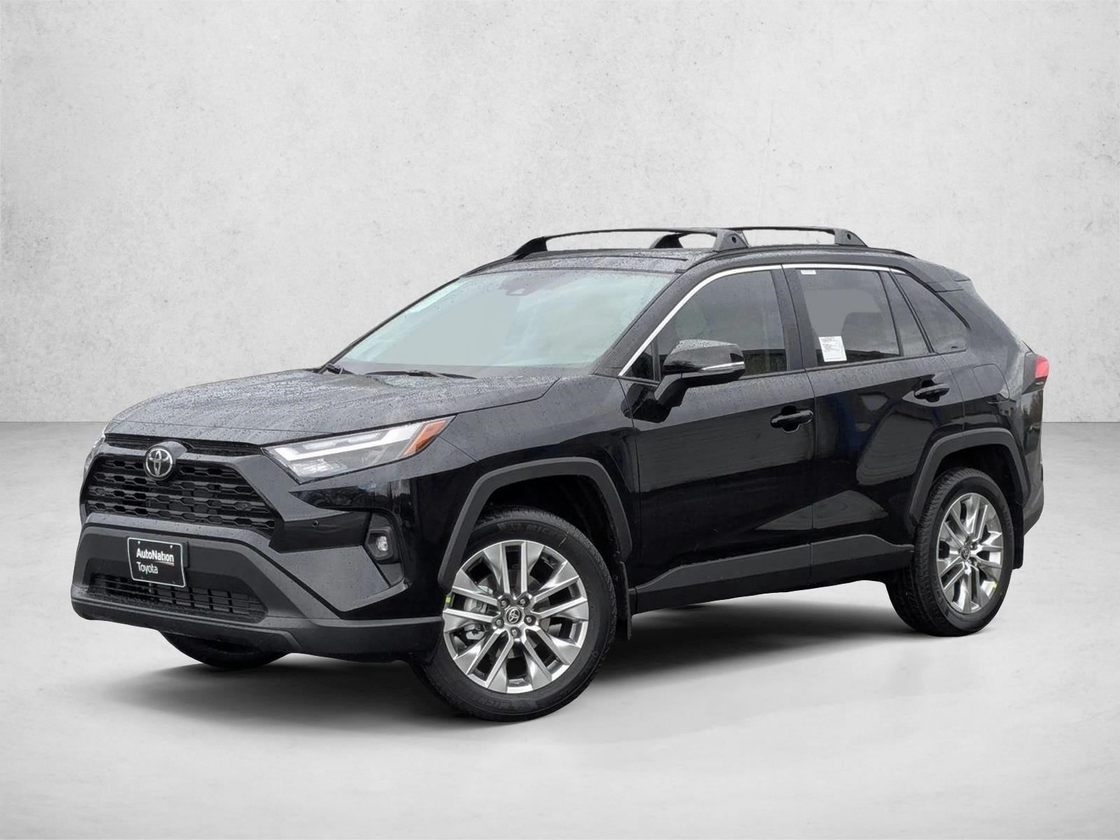 2025 Toyota RAV4 XLE Premium's photo