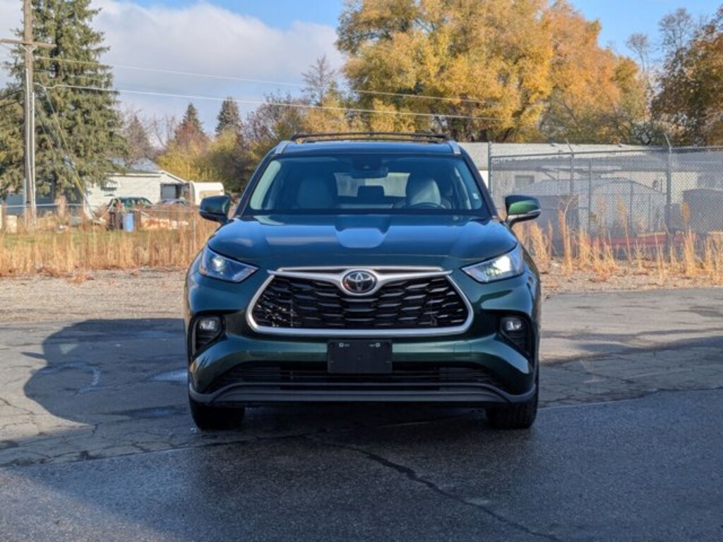 Used 2023 Toyota Highlander XLE SUV