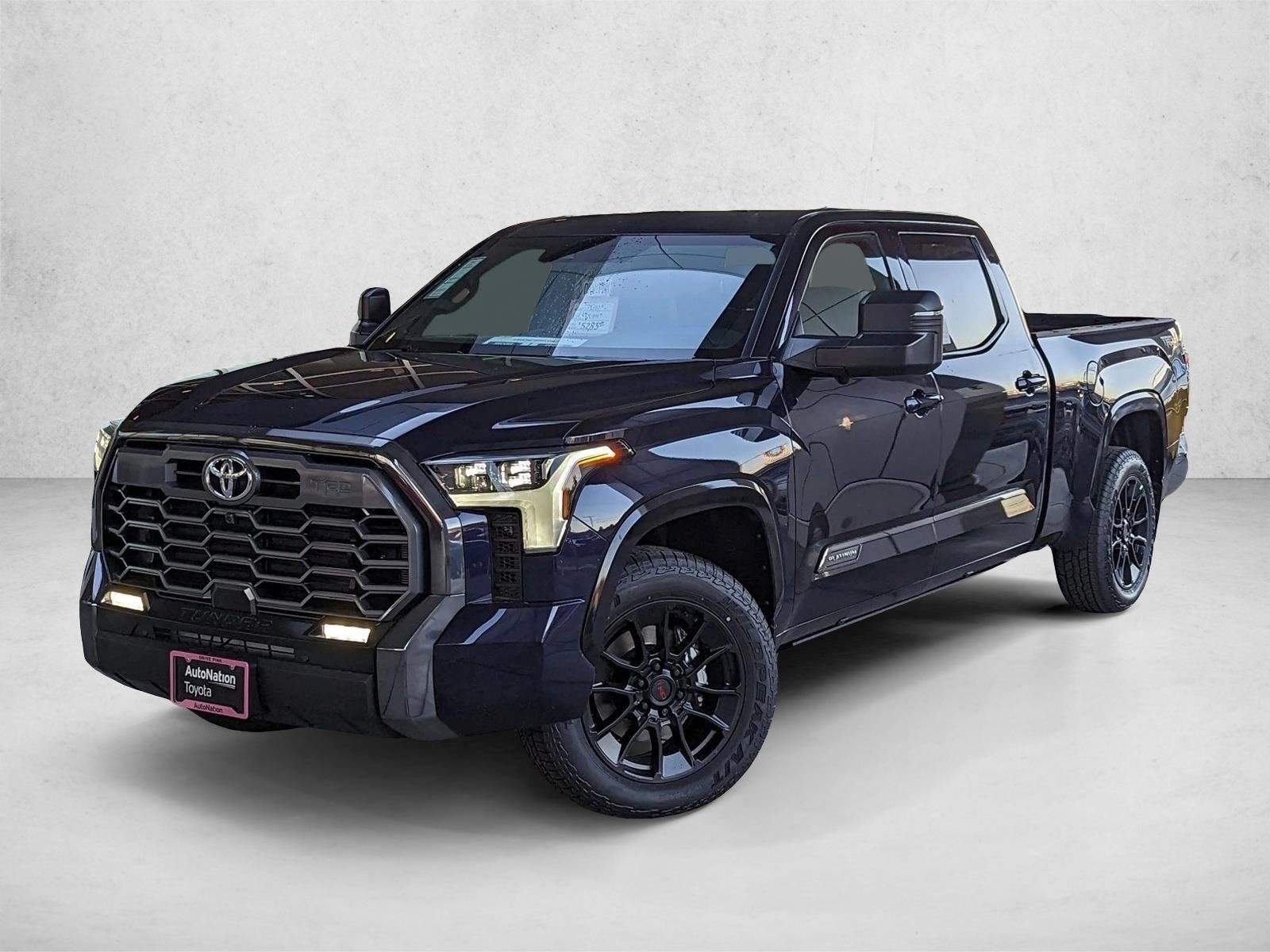 2026 Toyota Tundra Platinum's photo