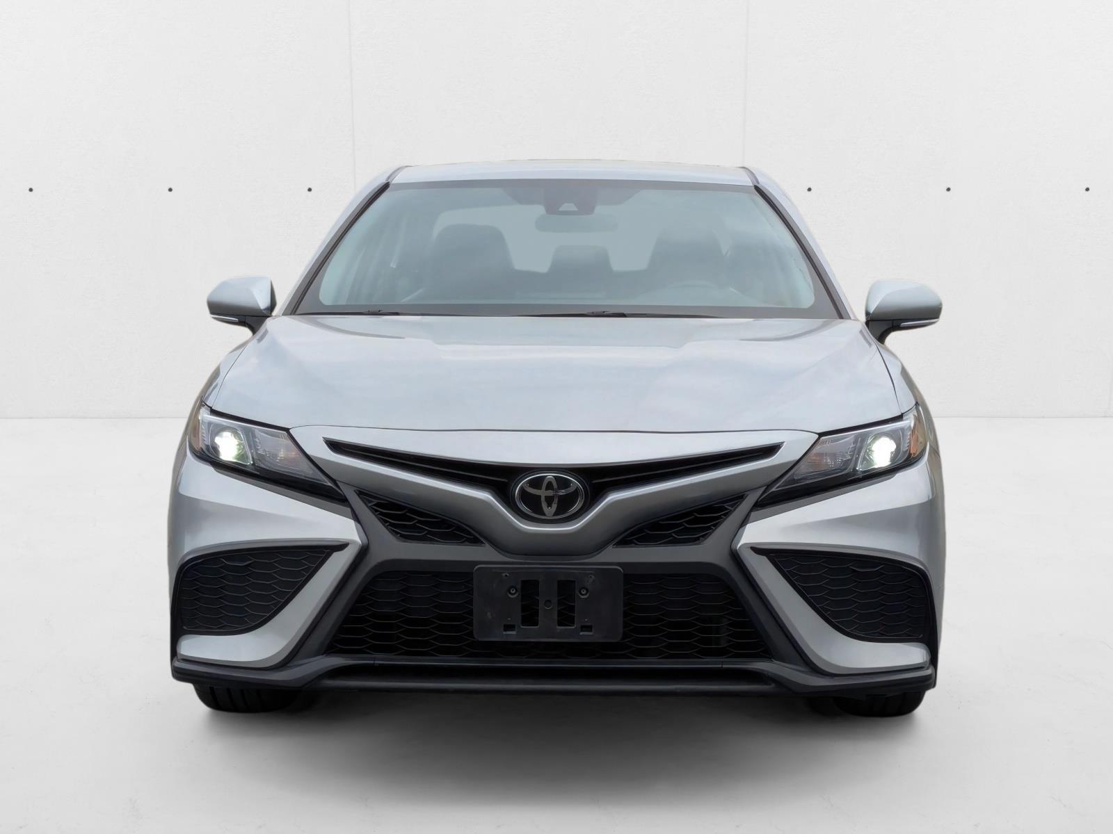 2023 Toyota Camry SE photo 2
