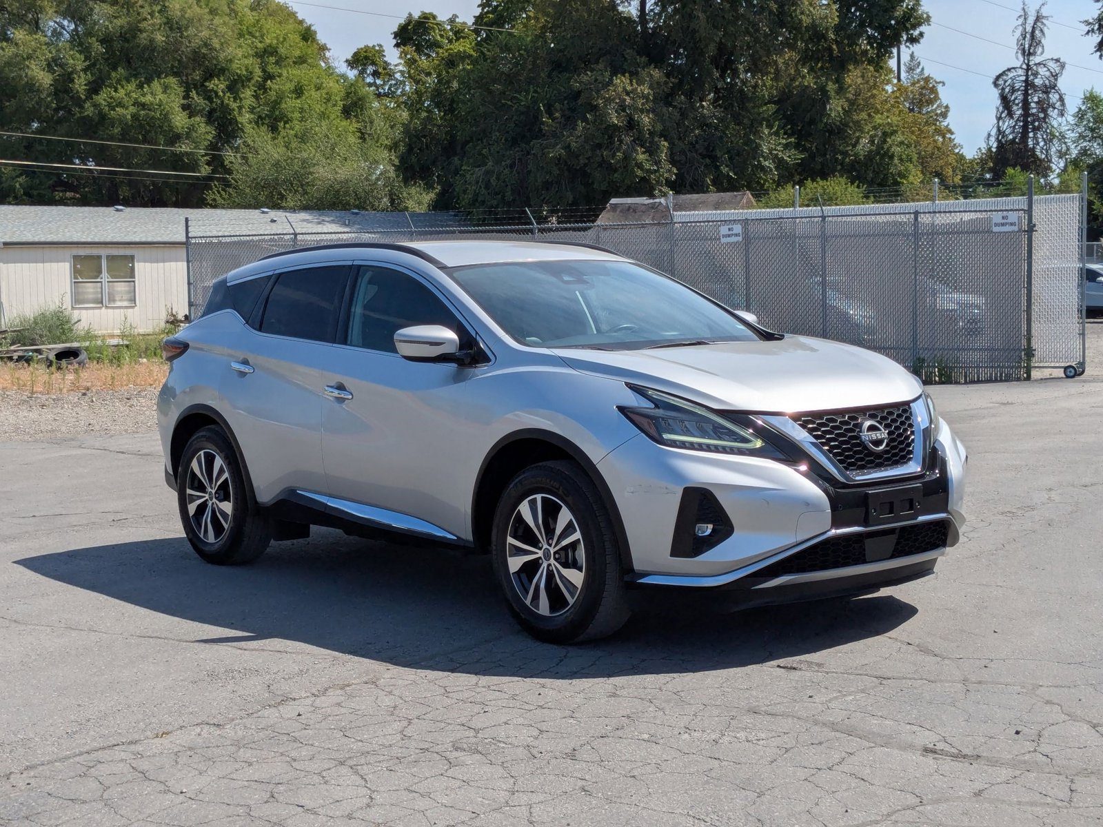 2023 Nissan Murano SV photo 3