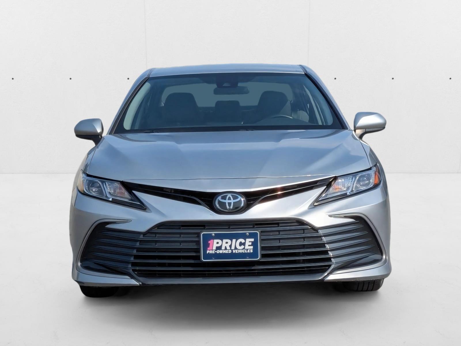 2023 Toyota Camry LE photo 2