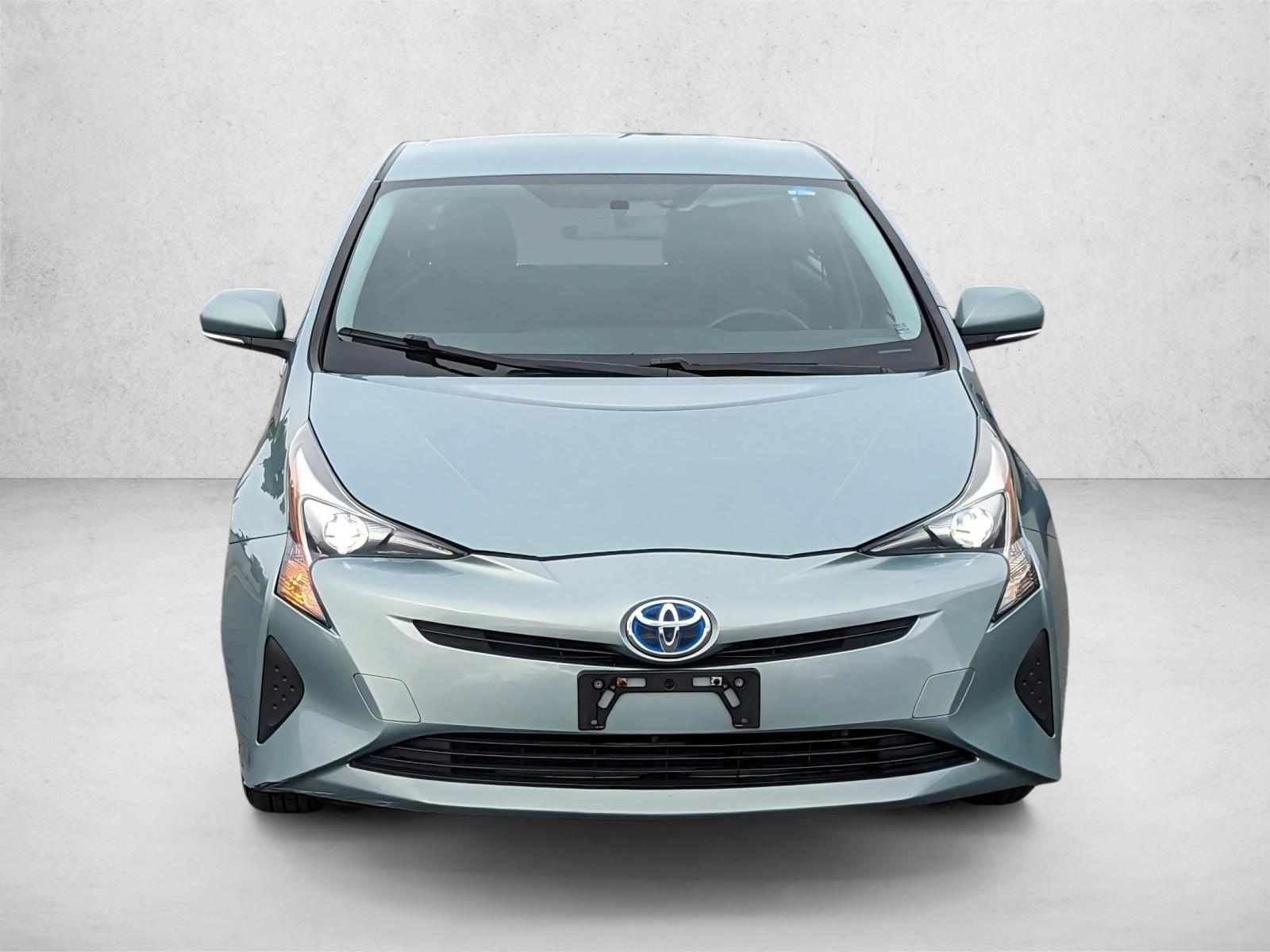2016 Toyota Prius Two photo 2