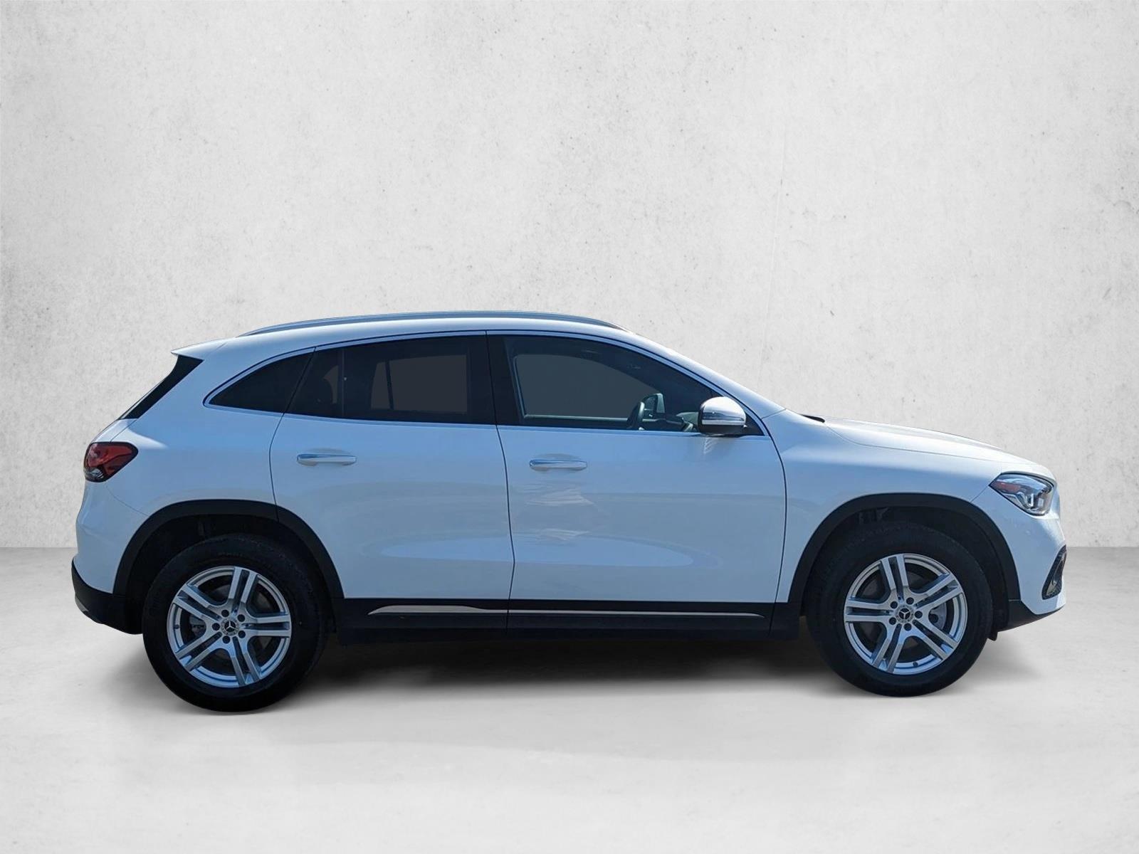 2022 Mercedes Benz GLA 250 photo 4