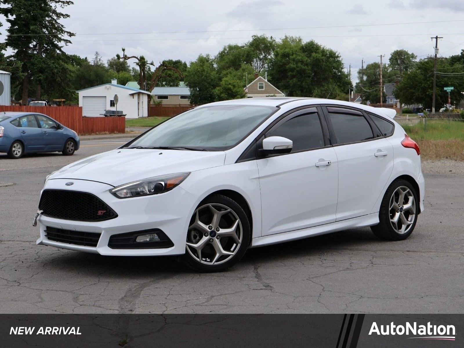 2016 Ford Focus 5 Door Hatch ST's photo