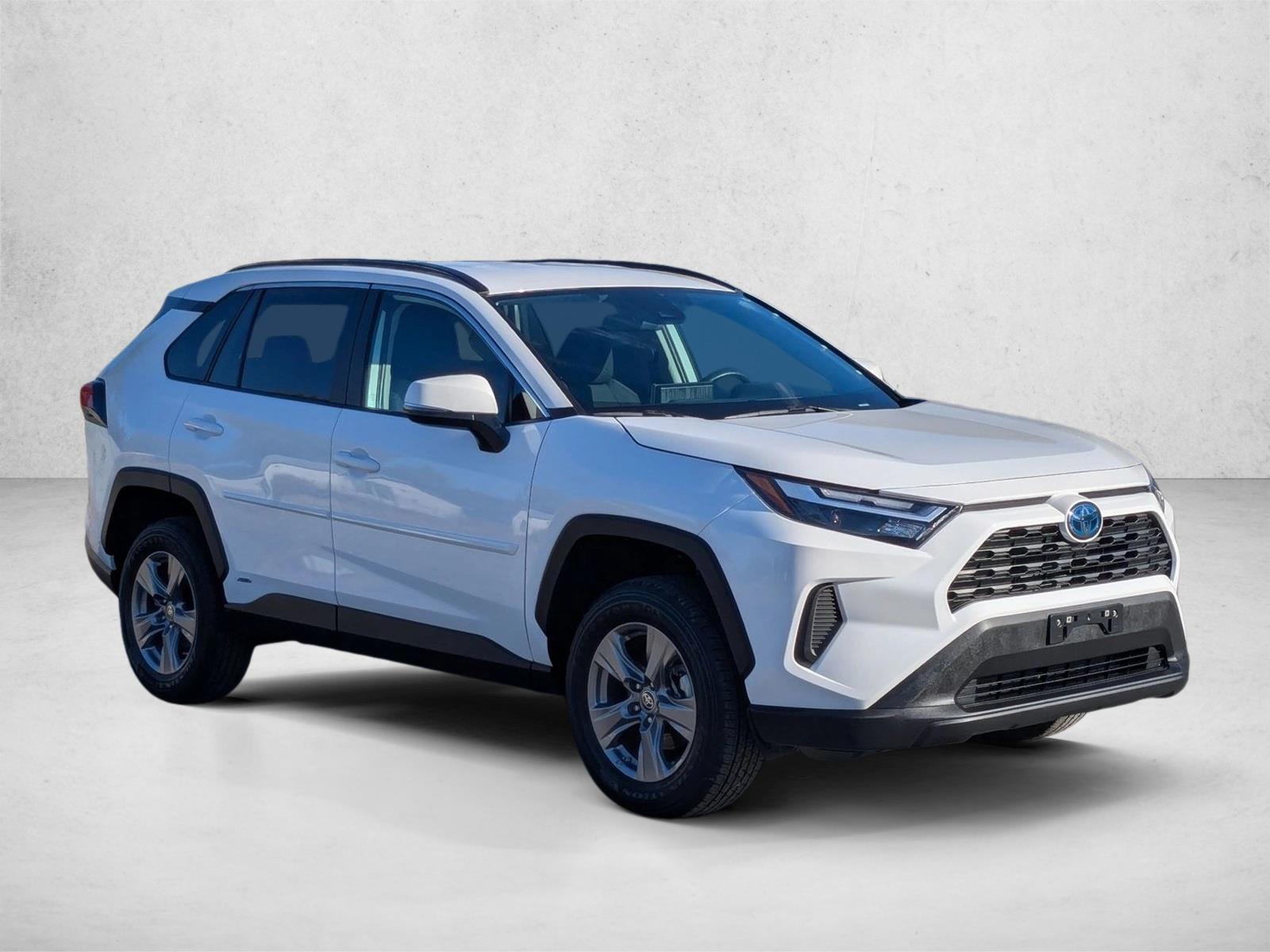 2024 Toyota RAV4 Hybrid LE photo 3