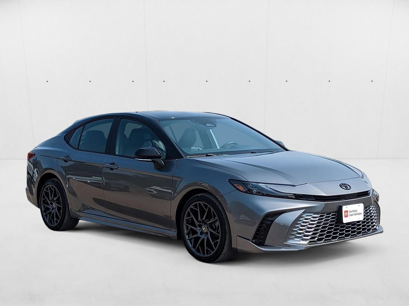 2025 Toyota Camry XSE photo 3