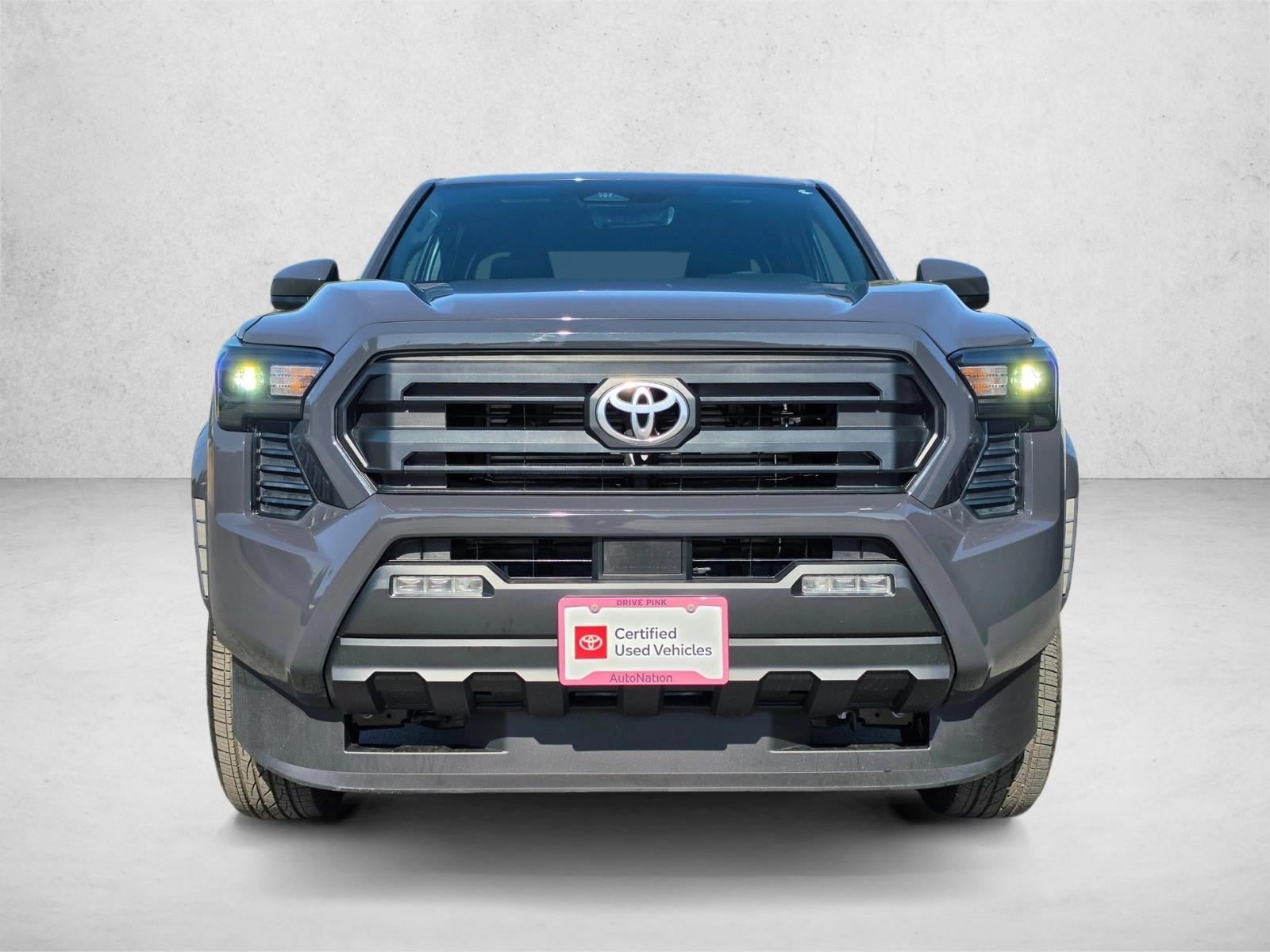 2026 Toyota Tacoma SR5 - Photo 8