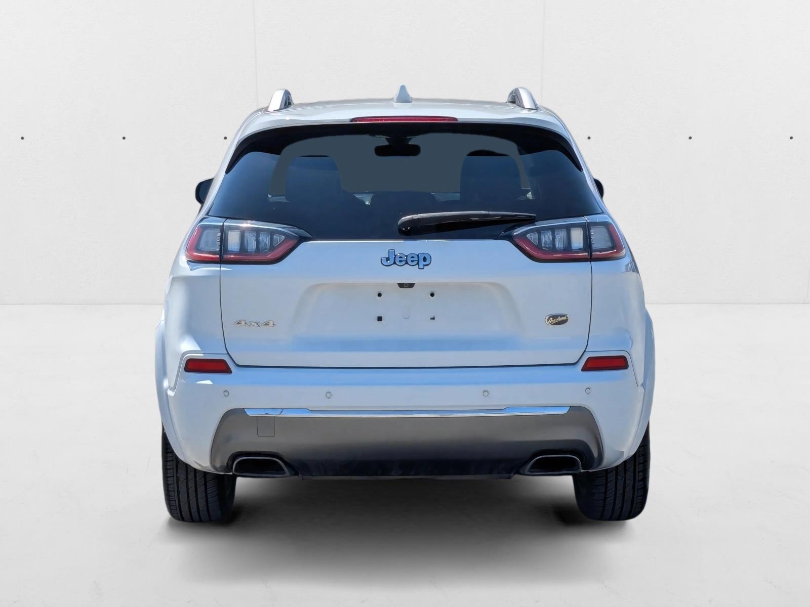2019 Jeep Cherokee Overland photo 3