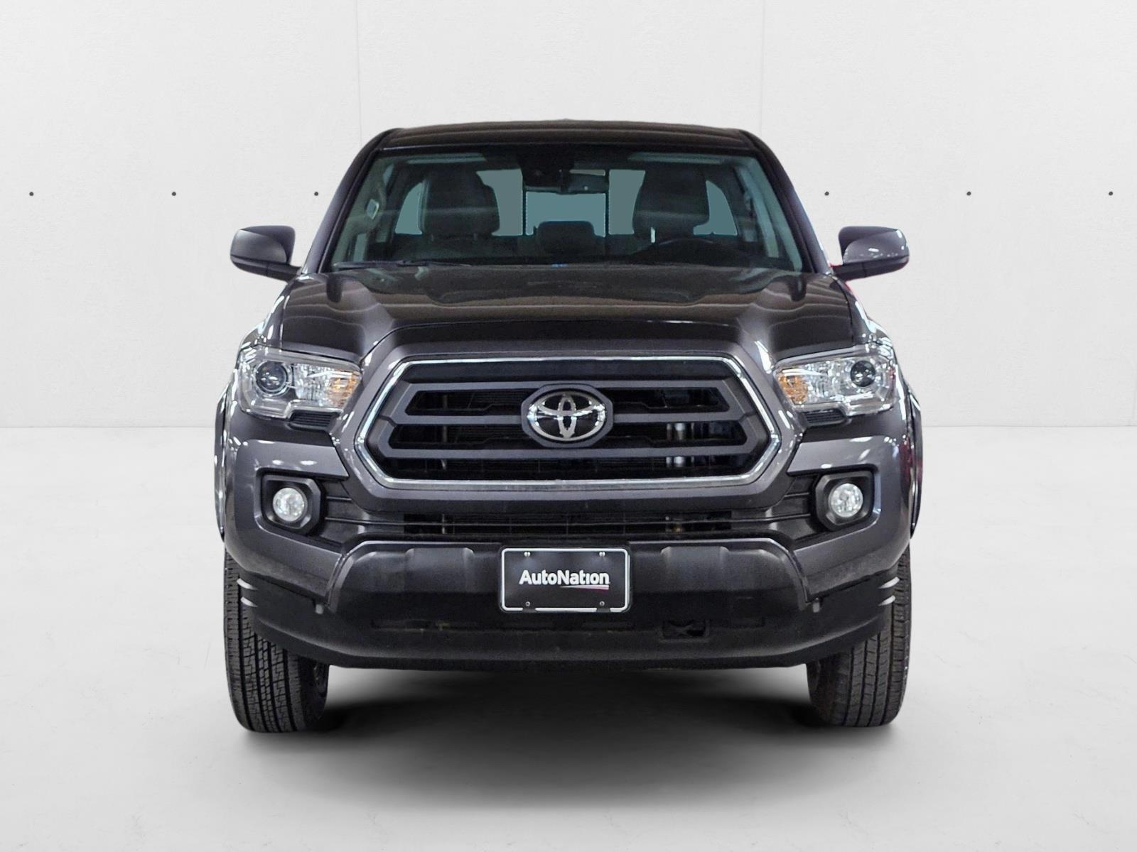 2023 Toyota Tacoma SR5 V6 photo 2