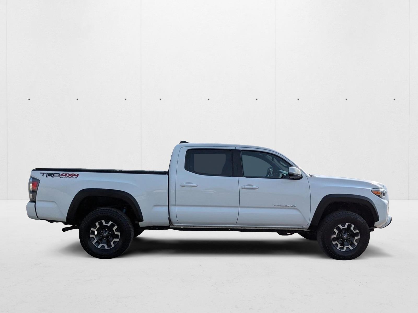 2021 Toyota Tacoma TRD V6 photo 4