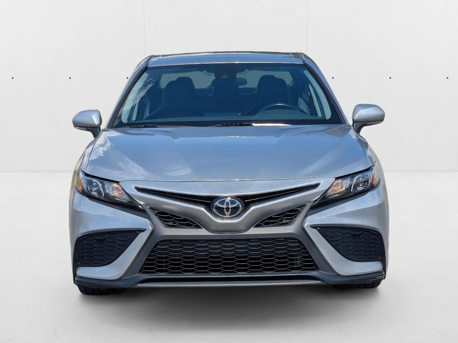 2023 Toyota Camry SE photo 2