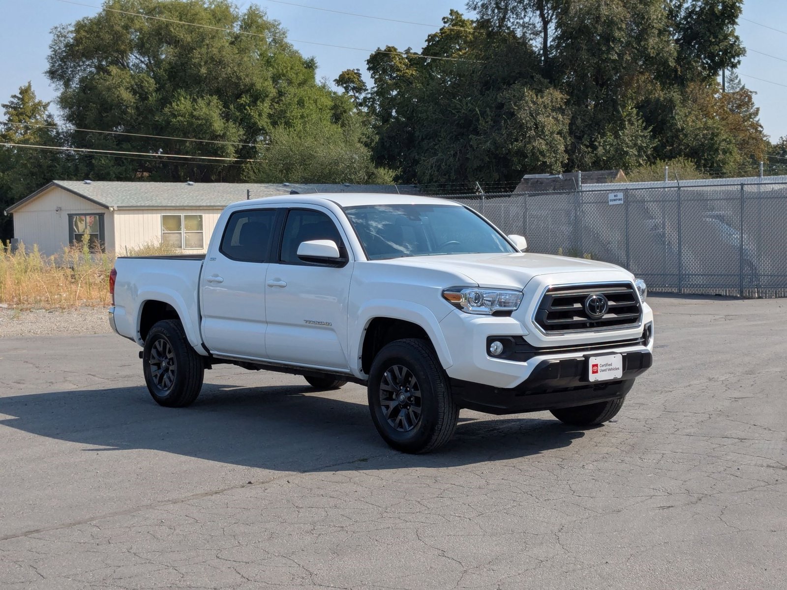 2022 Toyota Tacoma SR5 V6 photo 2