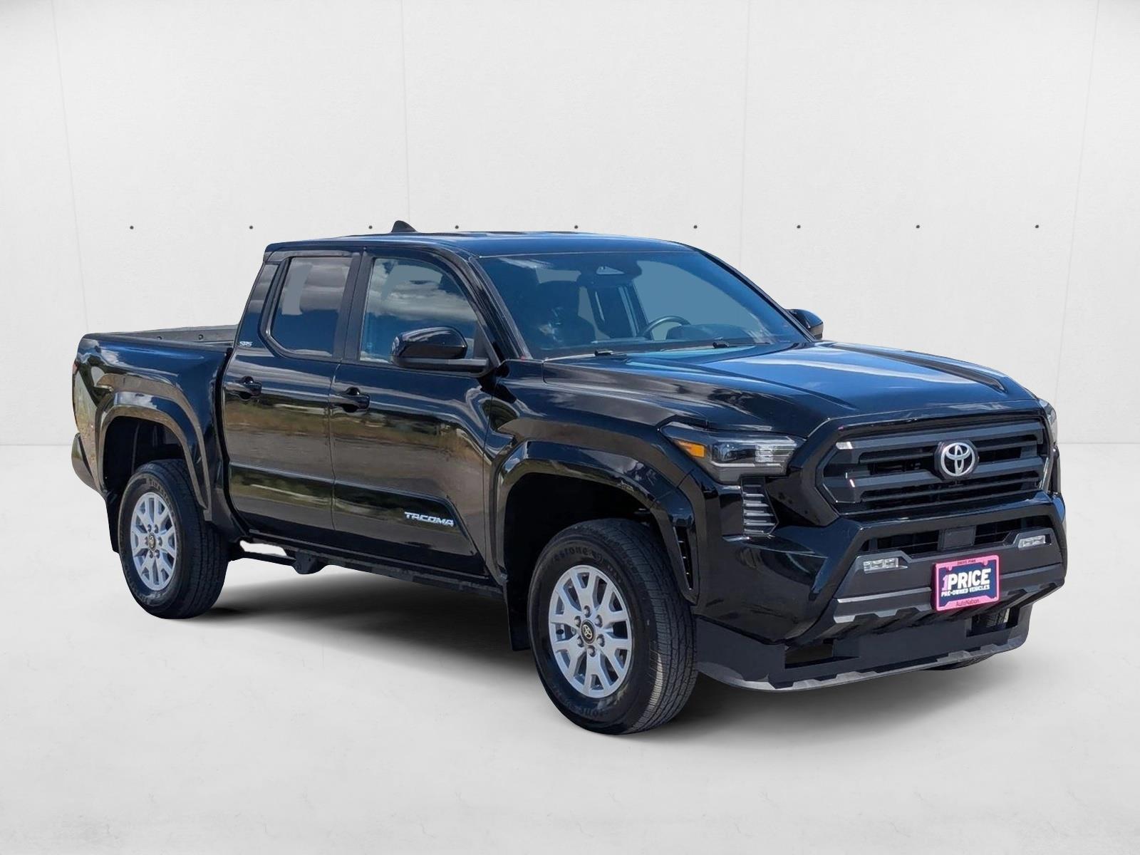 2024 Toyota Tacoma SR5 Double Cab photo 3