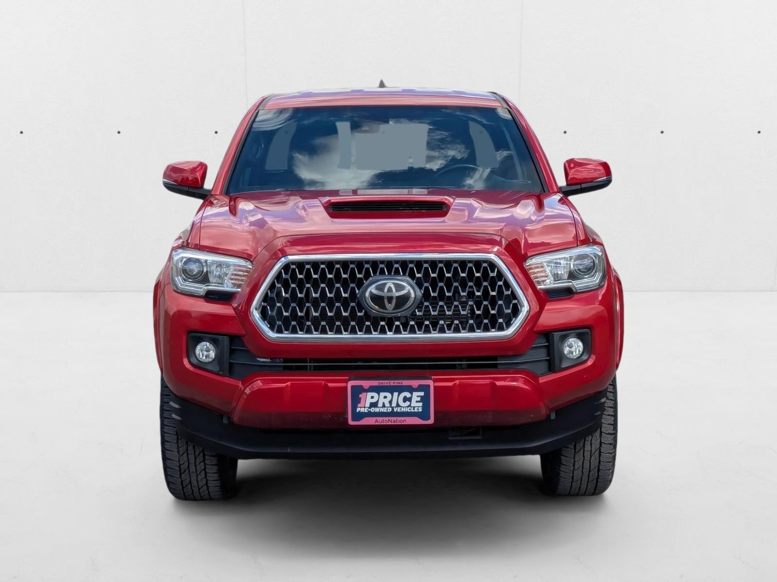 2019 Toyota Tacoma TRD Sport V6 photo 2