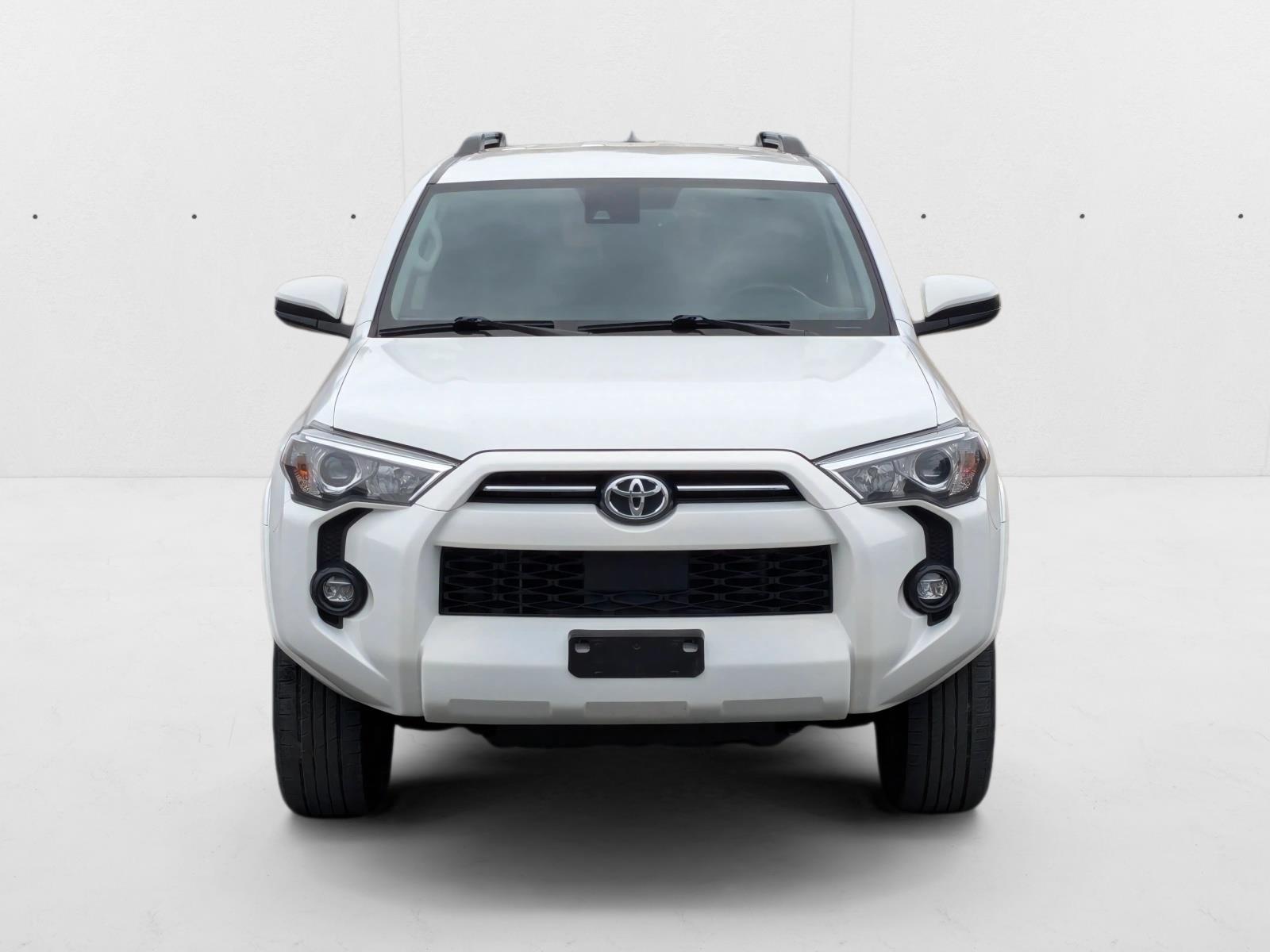 2023 Toyota 4Runner SR5 photo 2