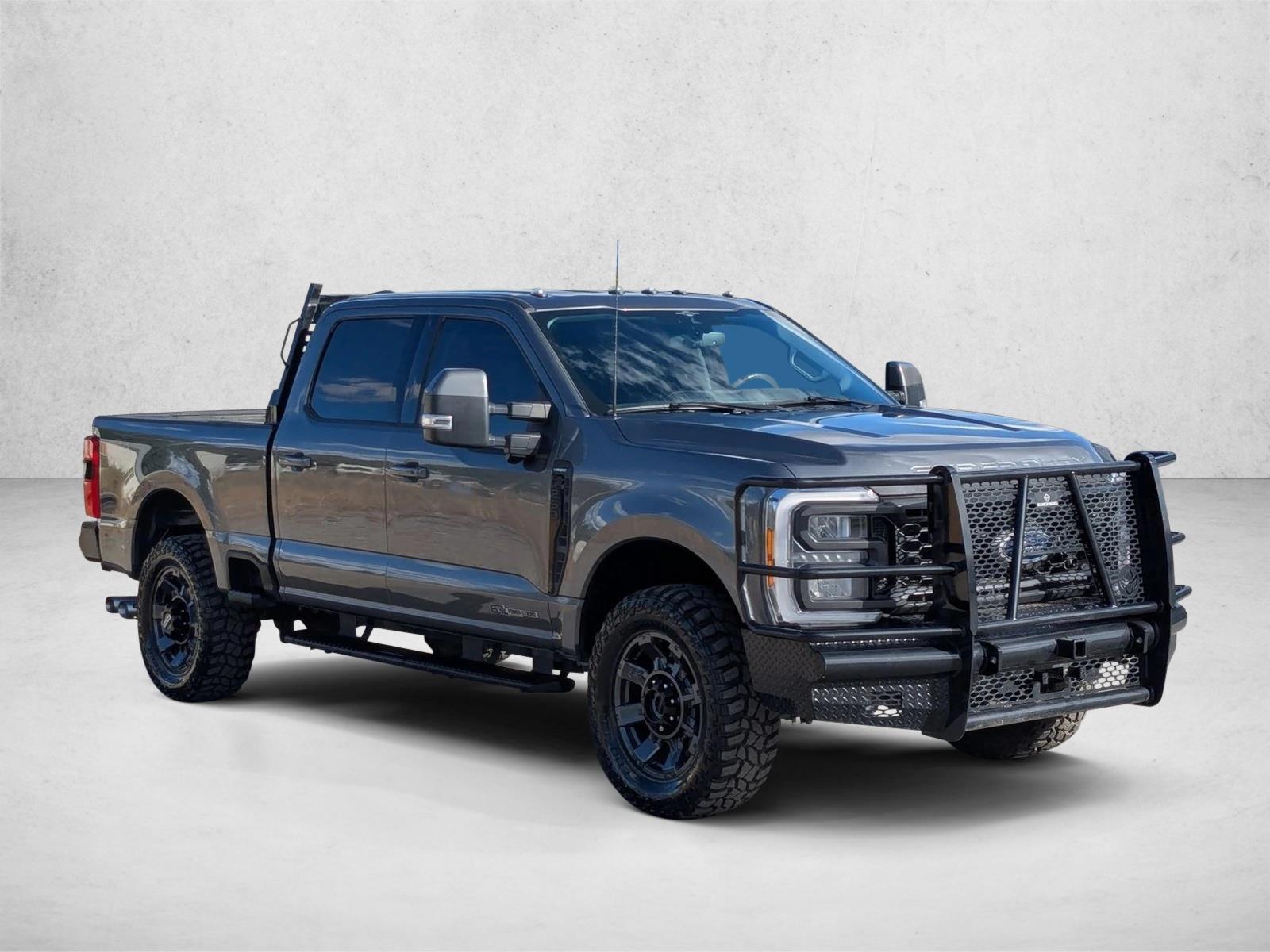 2023 Ford F-250 FX4 photo 3