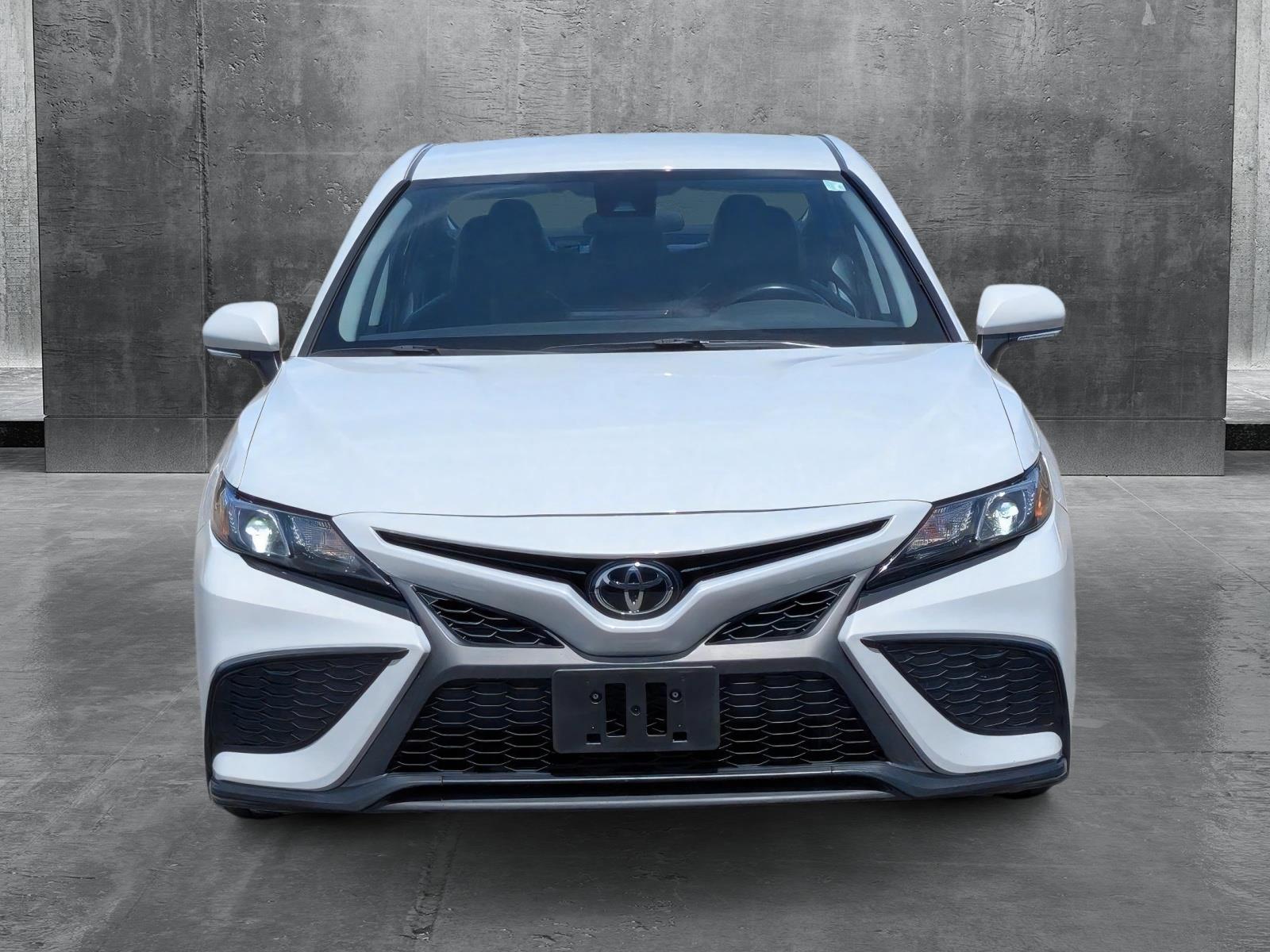 2023 Toyota Camry SE photo 2