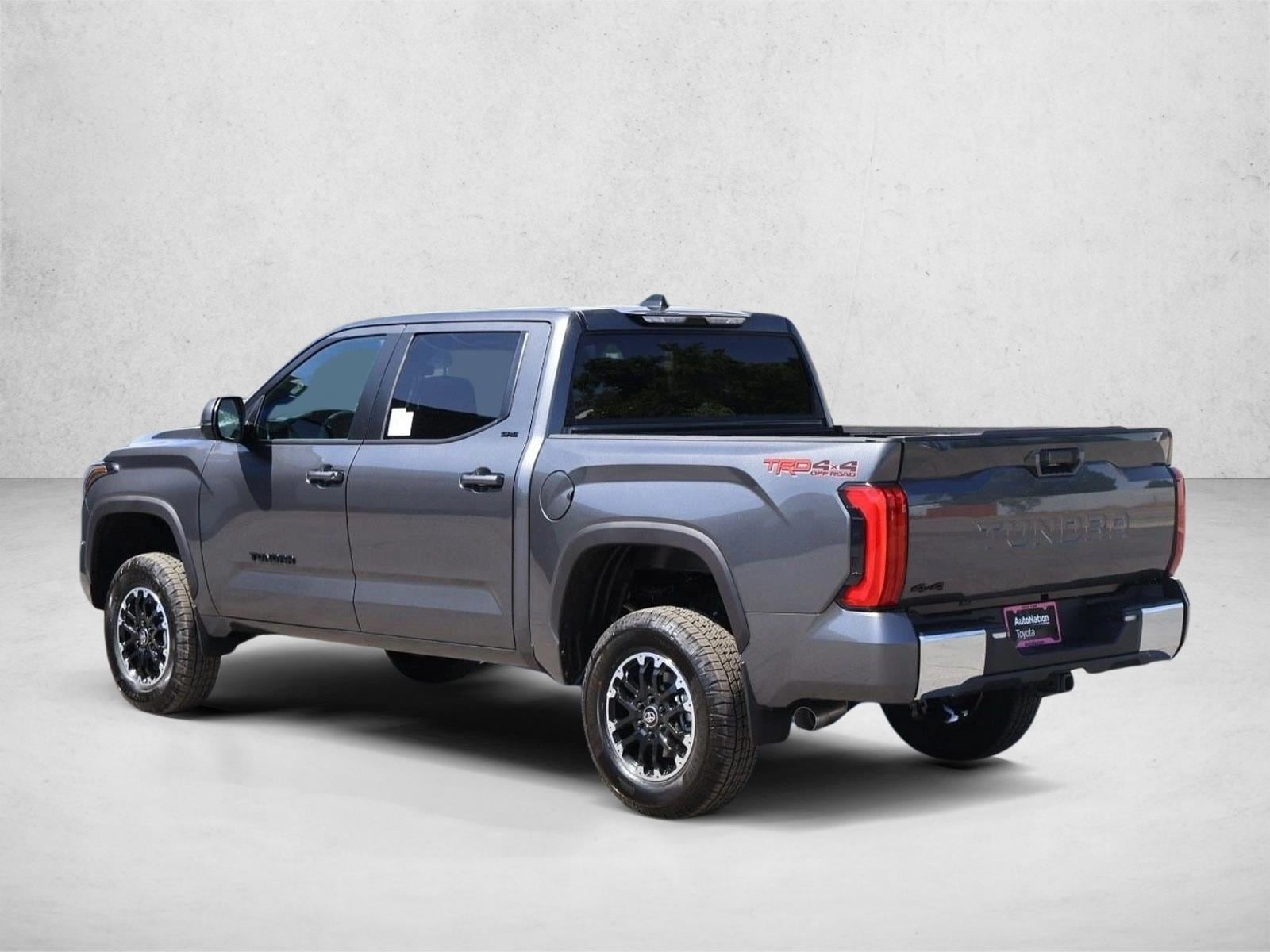 2026 Toyota Tundra SR5 - Photo 8