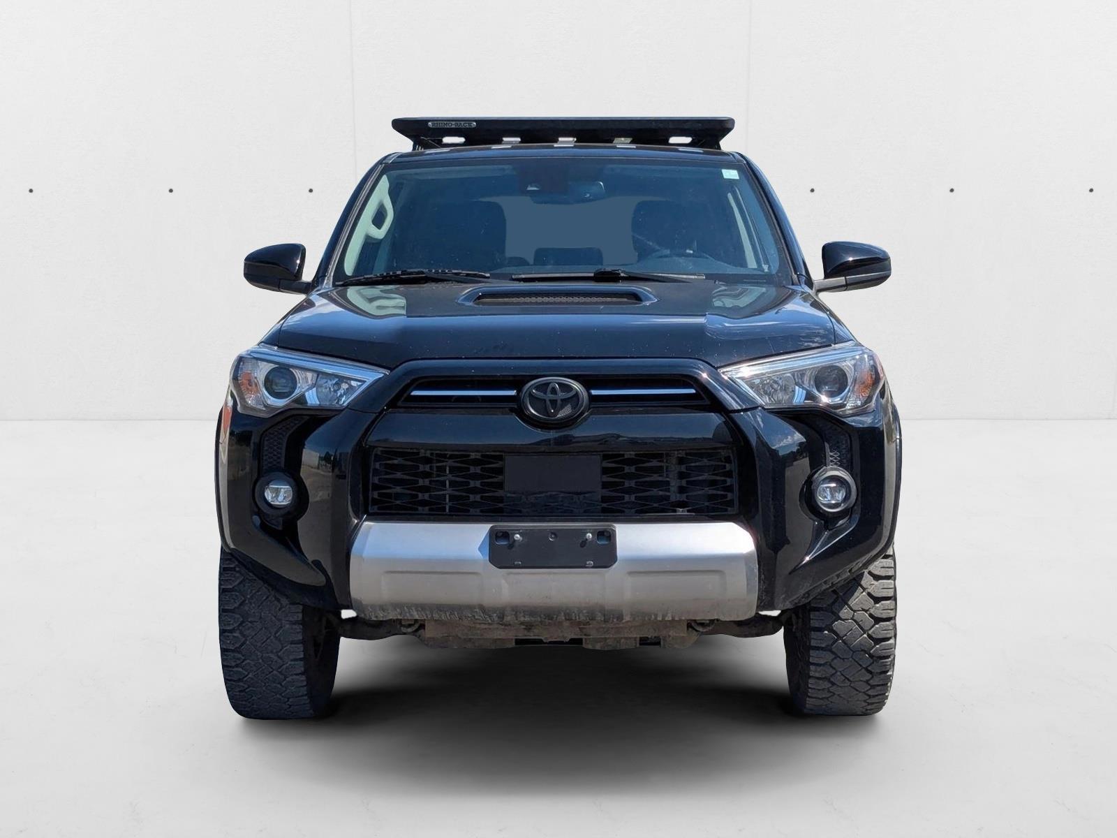 2022 Toyota 4Runner TRD photo 2