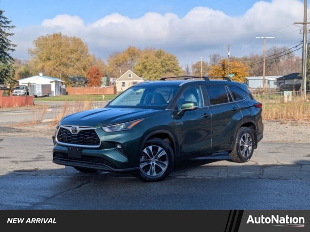Used 2023 Toyota Highlander XLE SUV