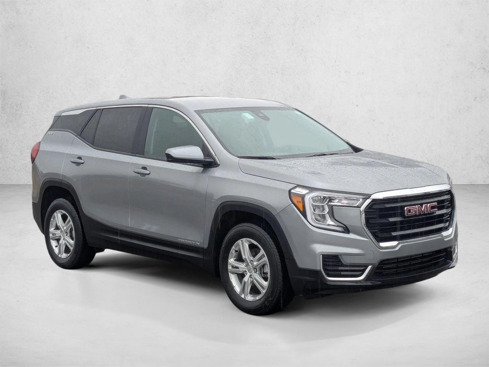 2024 Gmc Terrain SLE photo 3