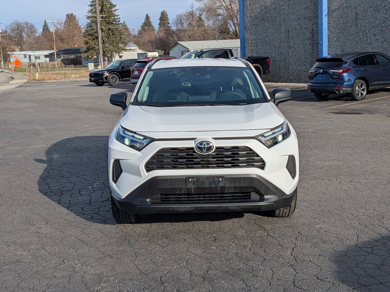 Used 2025 Toyota RAV4 LE with VIN 2T3LWRFVXSW255563 for sale in Kansas City