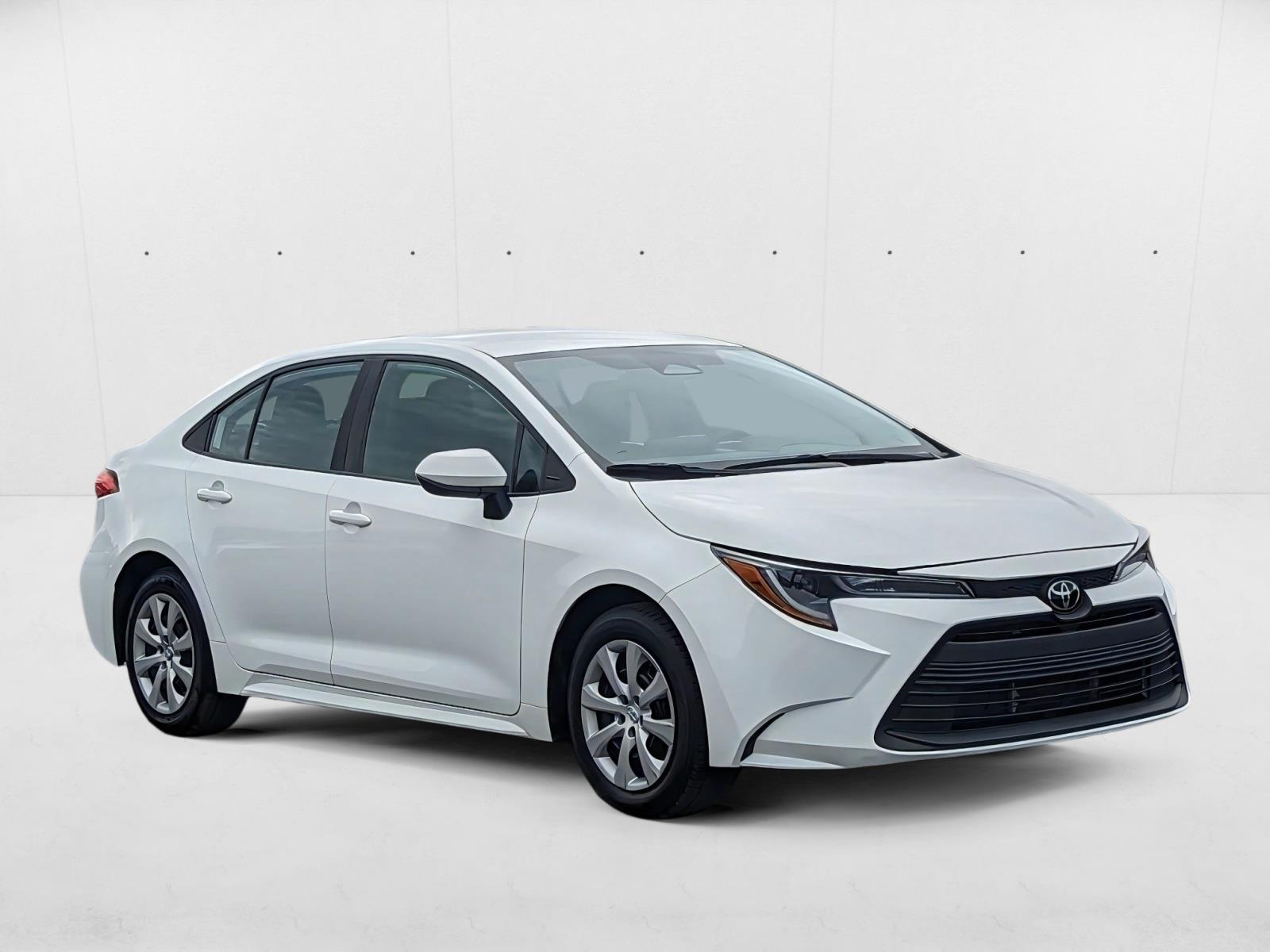 2024 Toyota Corolla LE photo 2