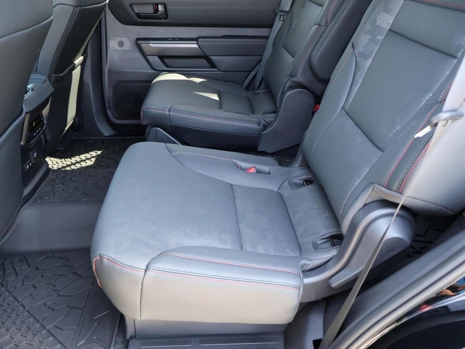 2026 Toyota Sequoia TRD Pro - Photo 14