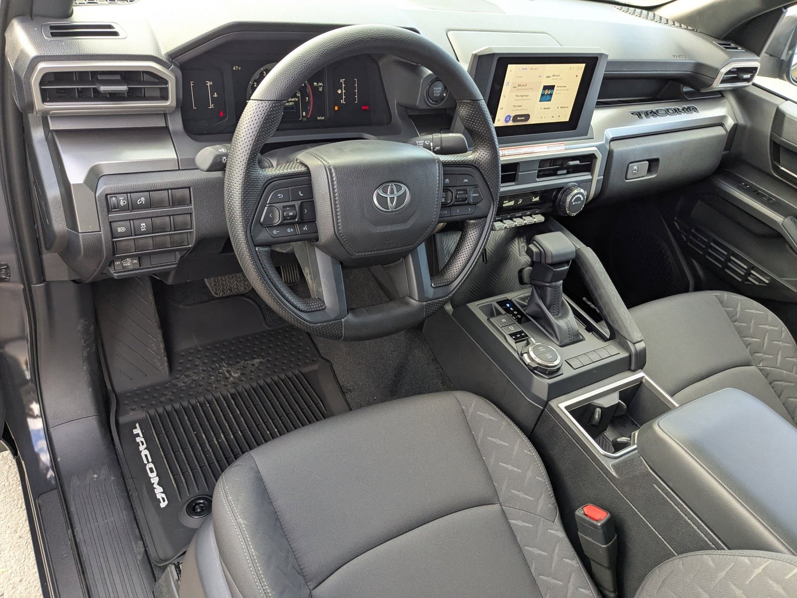 2025 Toyota Tacoma SR5 4x4 Double Cab Long Bed photo 3