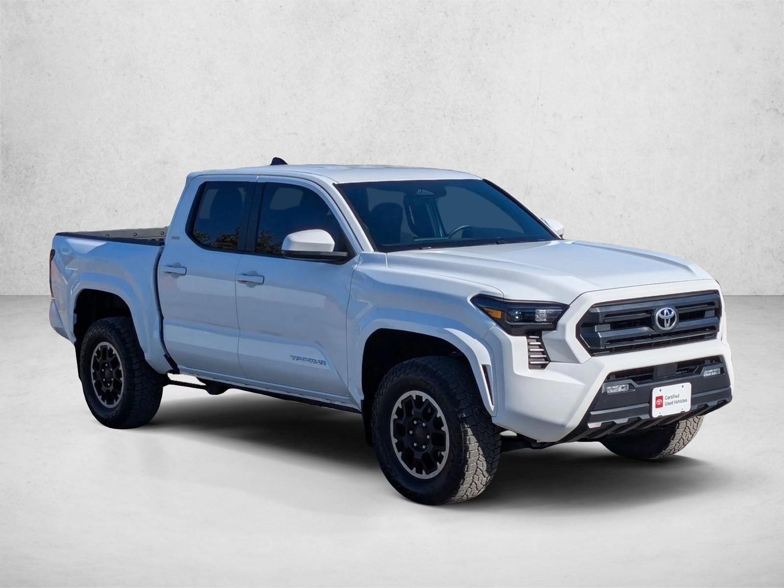 2024 Toyota Tacoma SR5 Double Cab photo 3