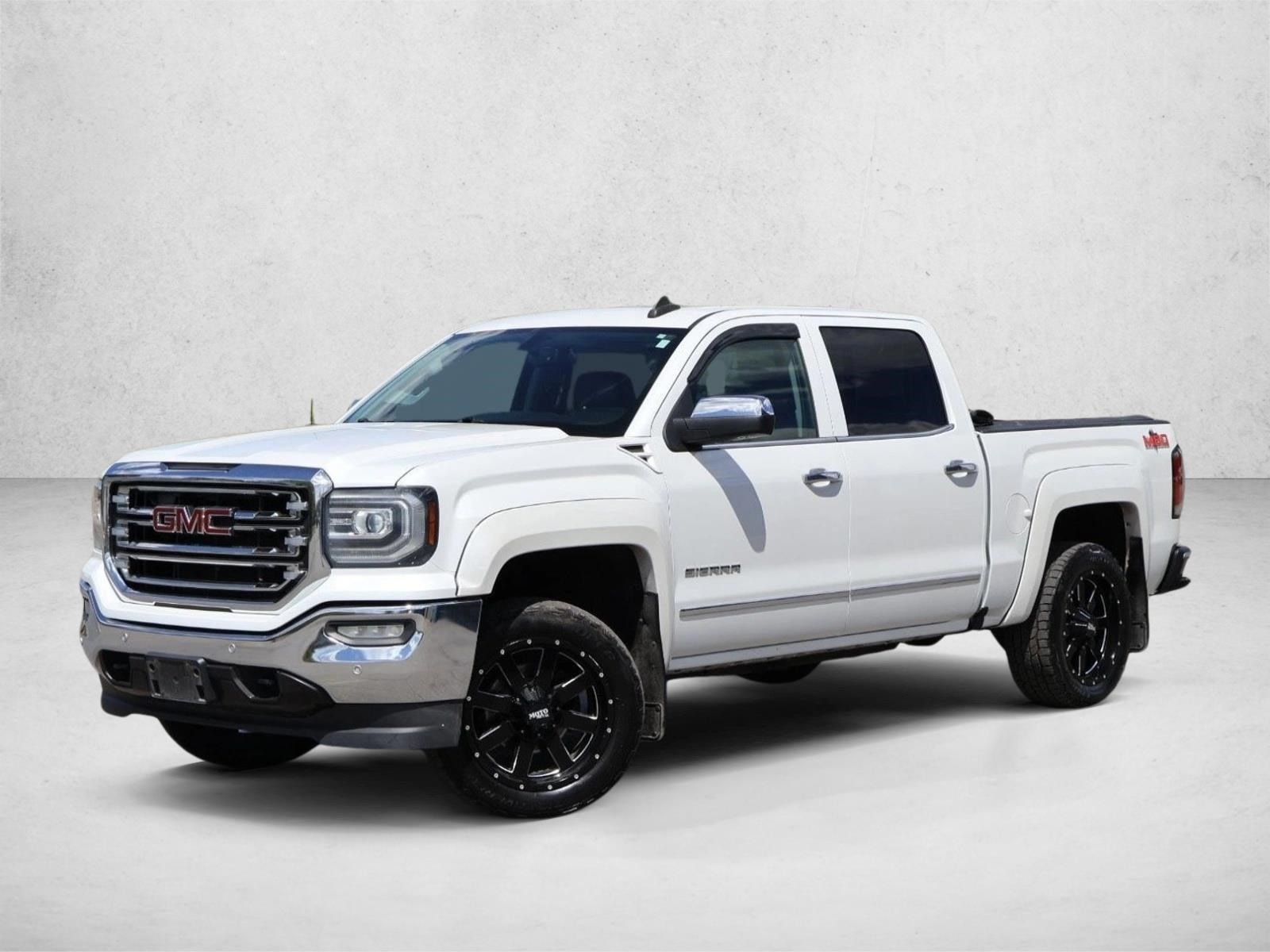 2016 GMC Sierra 4WD Crew Cab Short Box SLT's photo