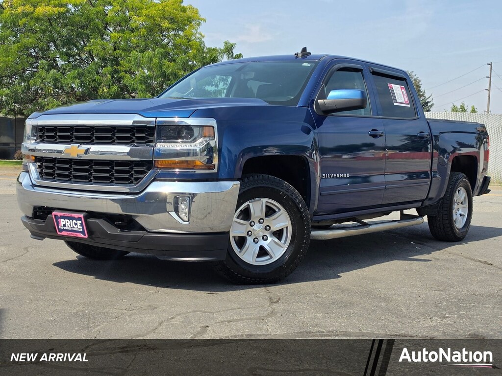 Used 2017 Chevrolet Silverado 1500 LT w/1LT Truck Crew Cab