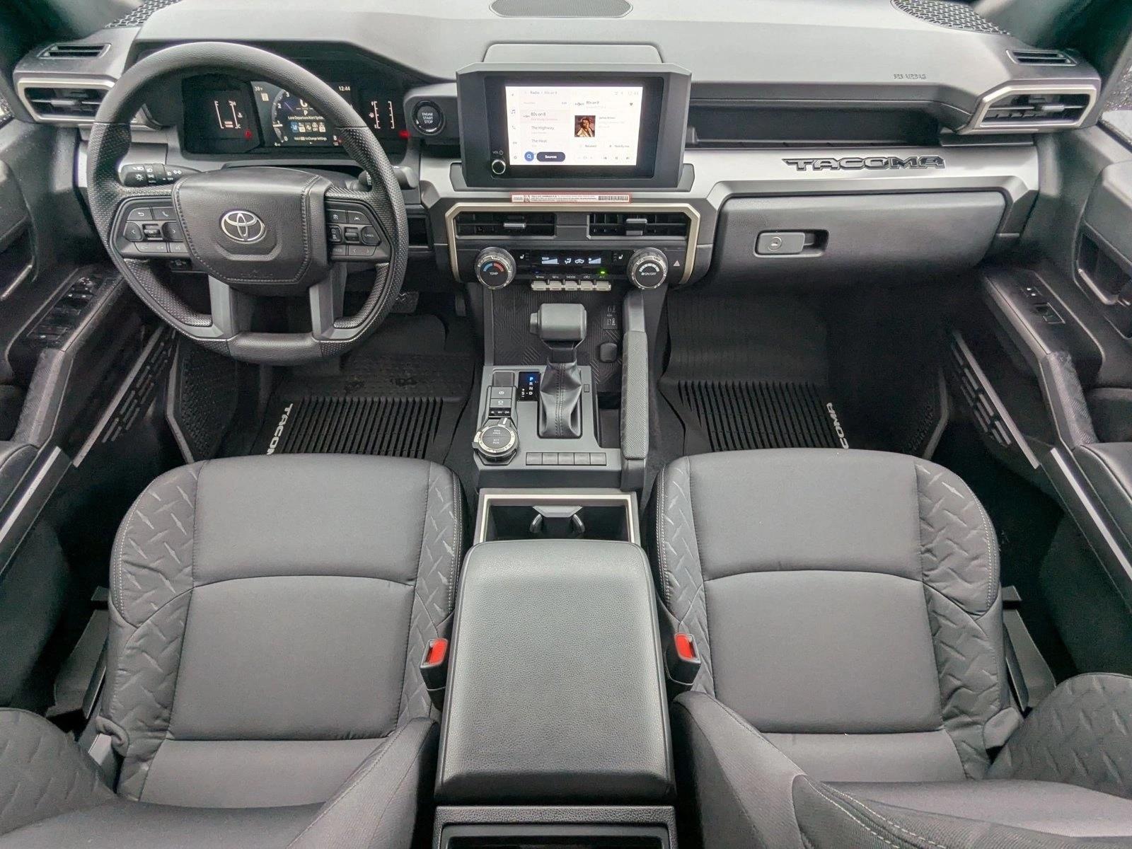 2026 Toyota Tacoma SR5 - Photo 15