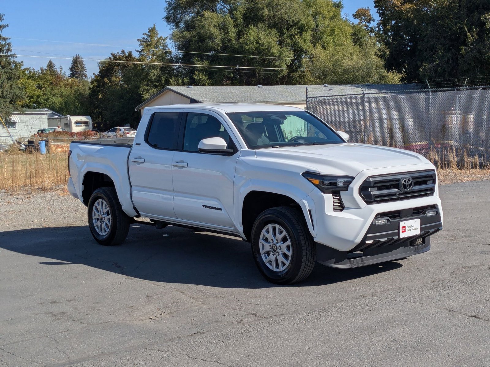 2025 Toyota Tacoma SR5 Double Cab photo 3
