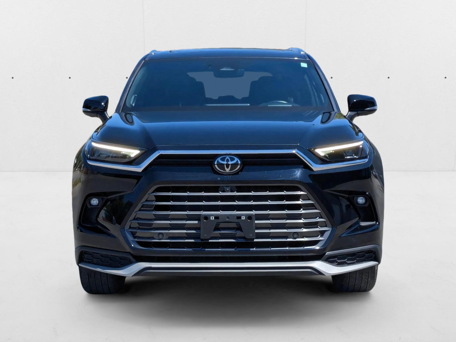2024 Toyota Highlander Hybrid Platinum photo 2
