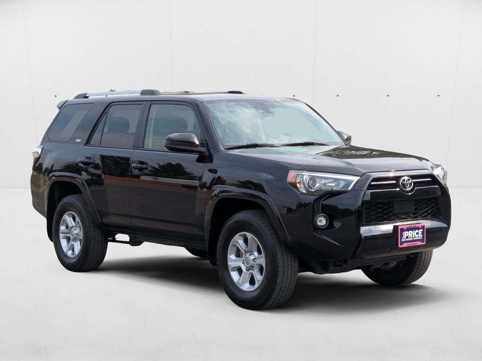 2024 Toyota 4Runner SR5 photo 3