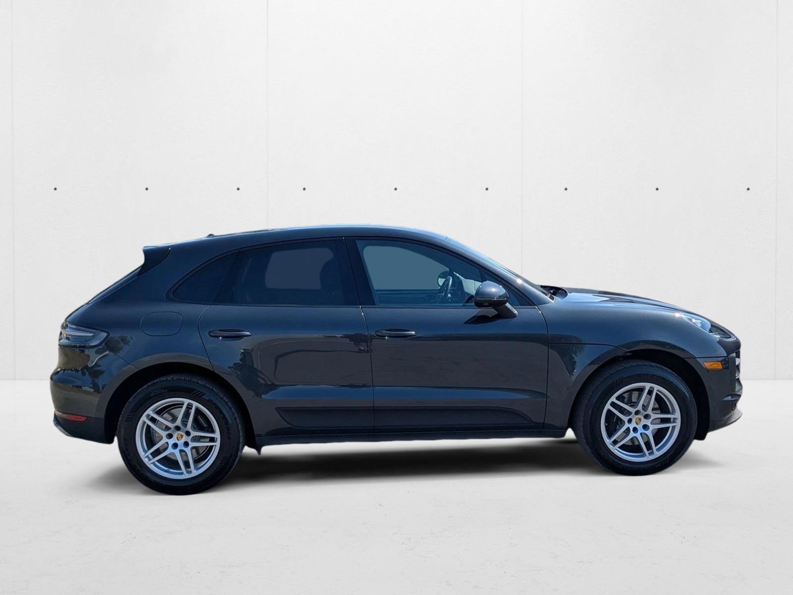 2019 Porsche Macan photo 3