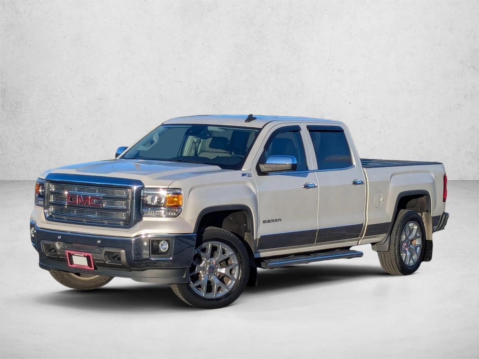 2015 GMC Sierra 1500 SLT's photo