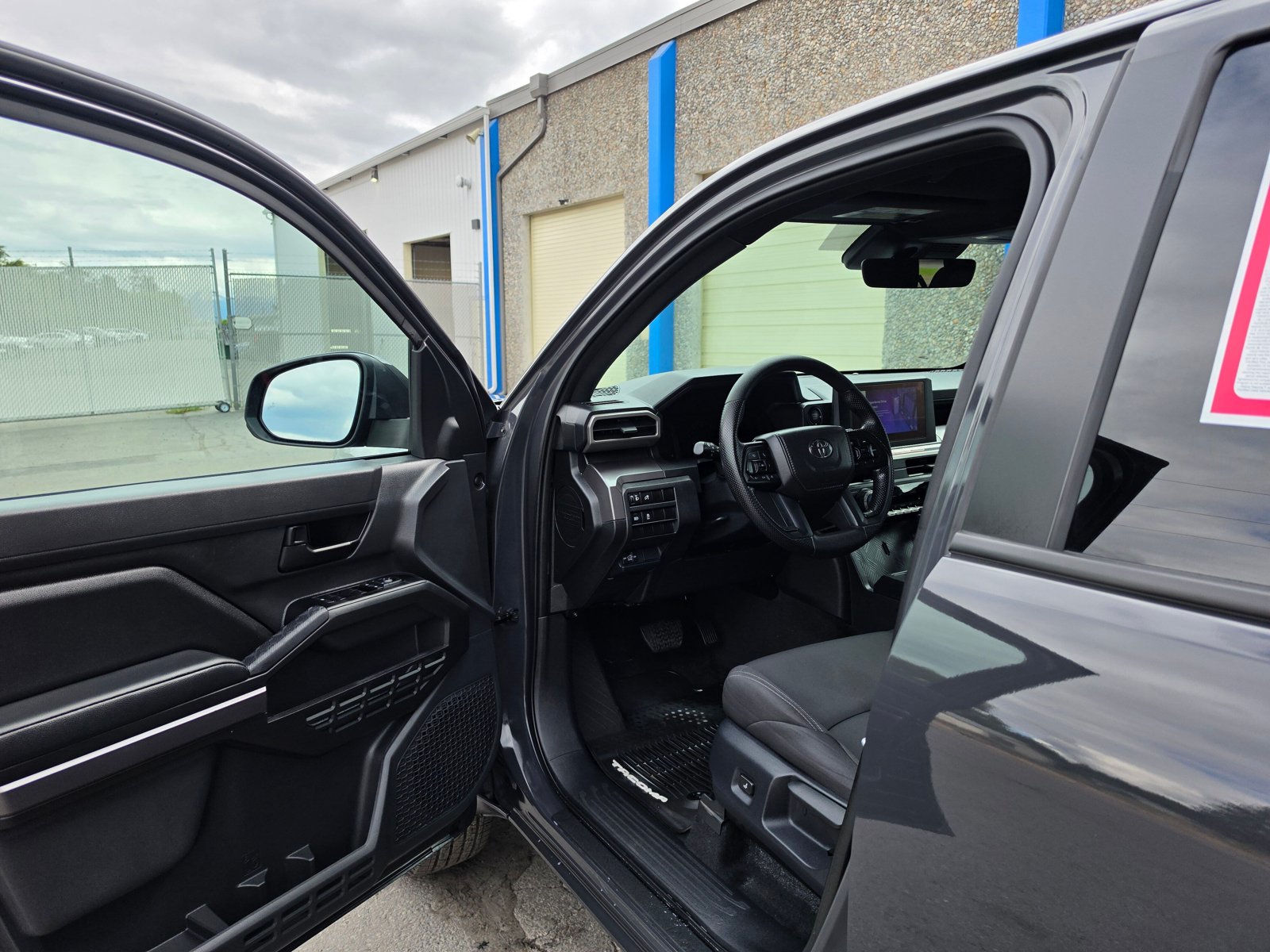 2026 Toyota Tacoma SR5 - Photo 21