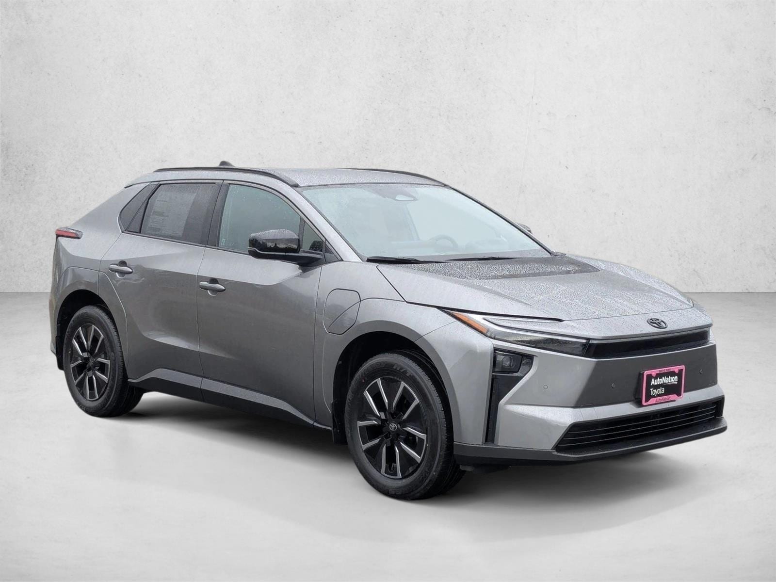 2026 Toyota bZ XLE - Photo 6