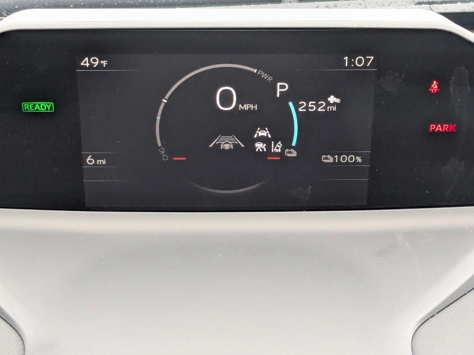2026 Toyota bZ XLE - Photo 11