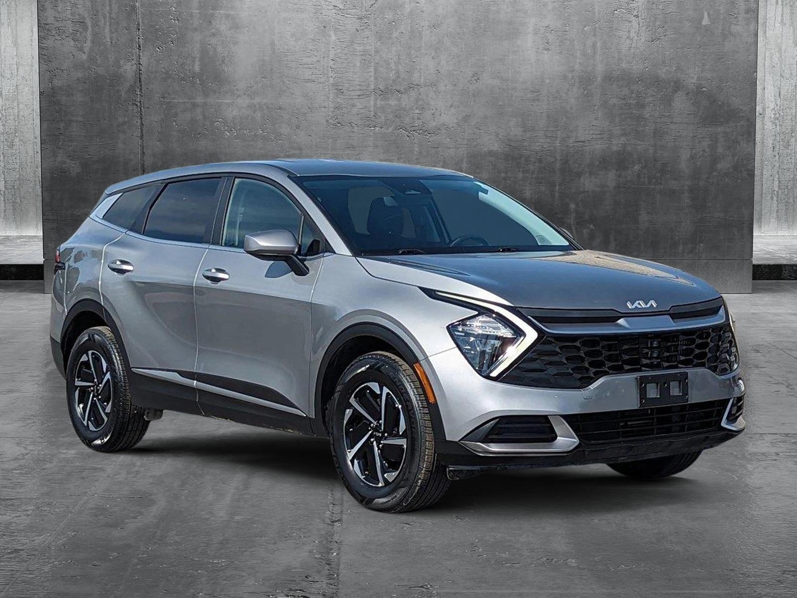 2023 Kia Sportage Hybrid LX photo 3