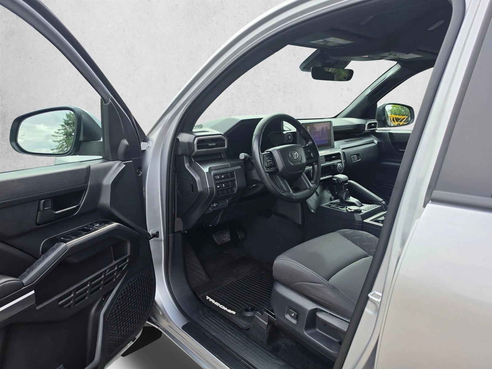 2026 Toyota Tacoma SR5 - Photo 21
